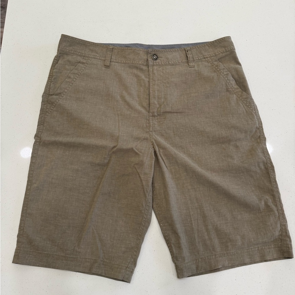 Prana Men's Brown Flat Front Shorts